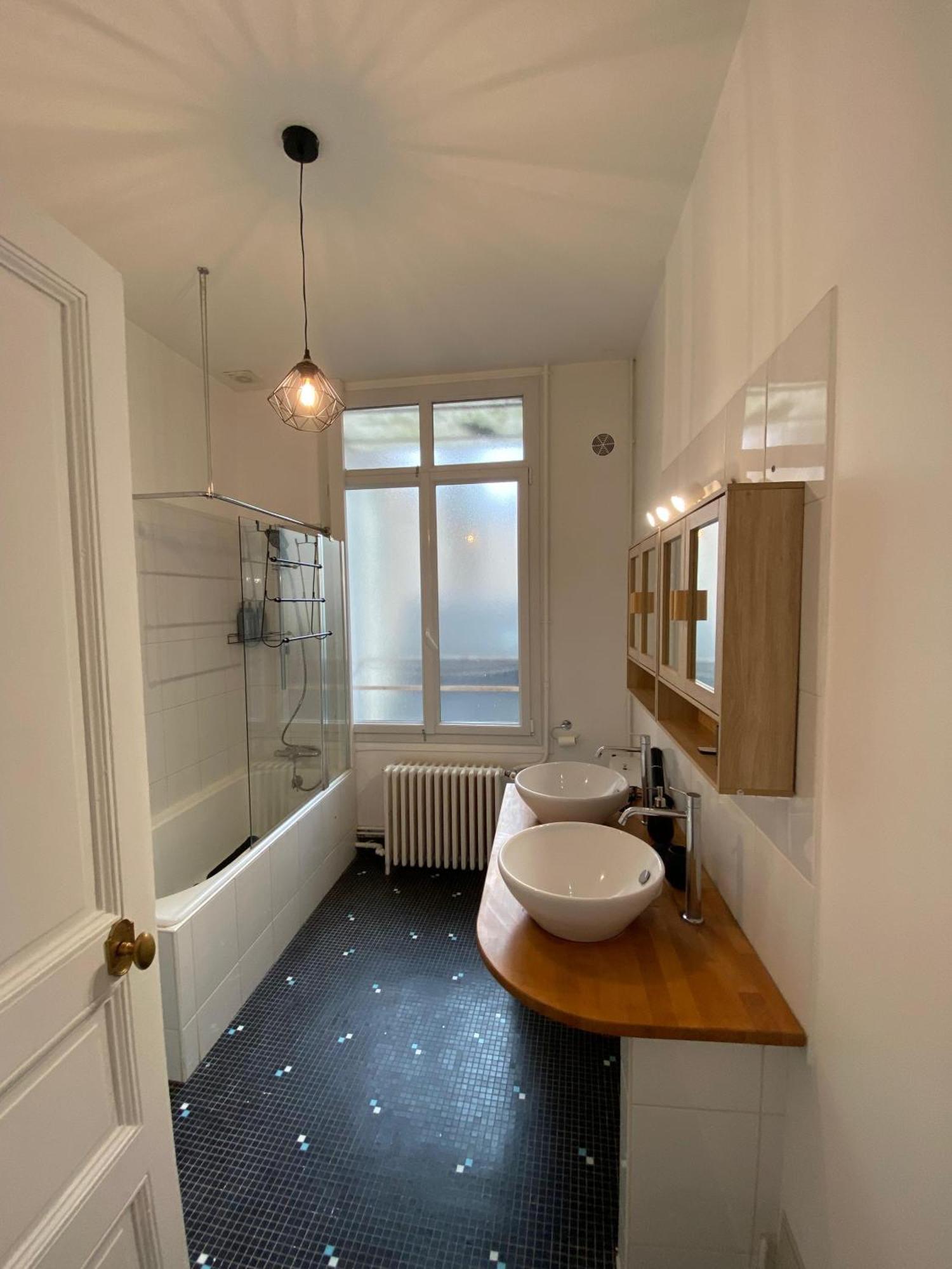 L'Appartement Privilege - 4 Chambres - Coeur D'Angers, Spacieux Et Elegant المظهر الخارجي الصورة
